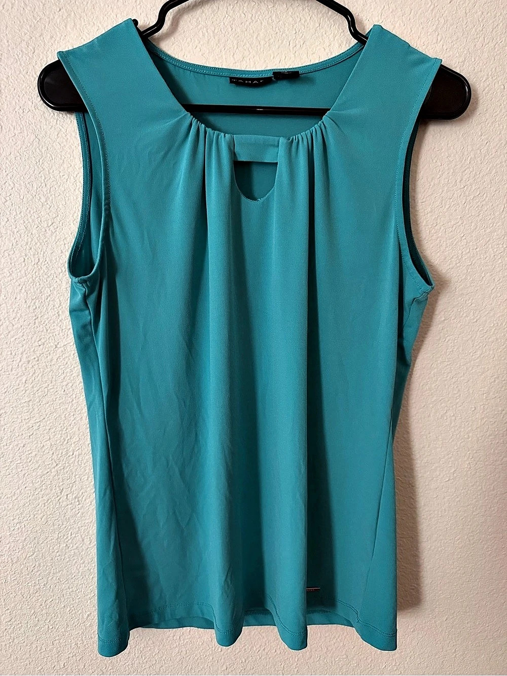 Tahari Sleeveless Blouse in Blue Like New